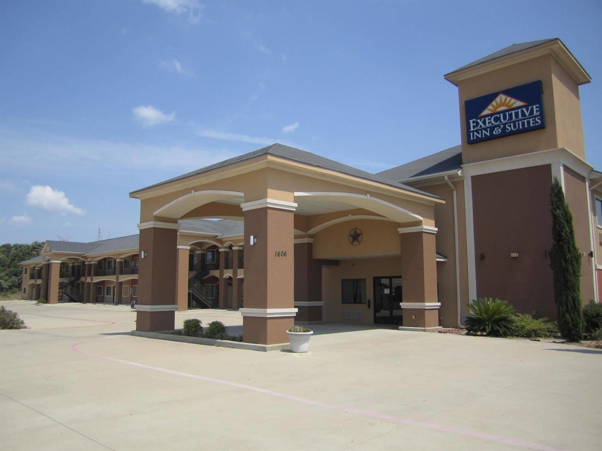 Executive Inn & Suites - Jewett 外观 照片