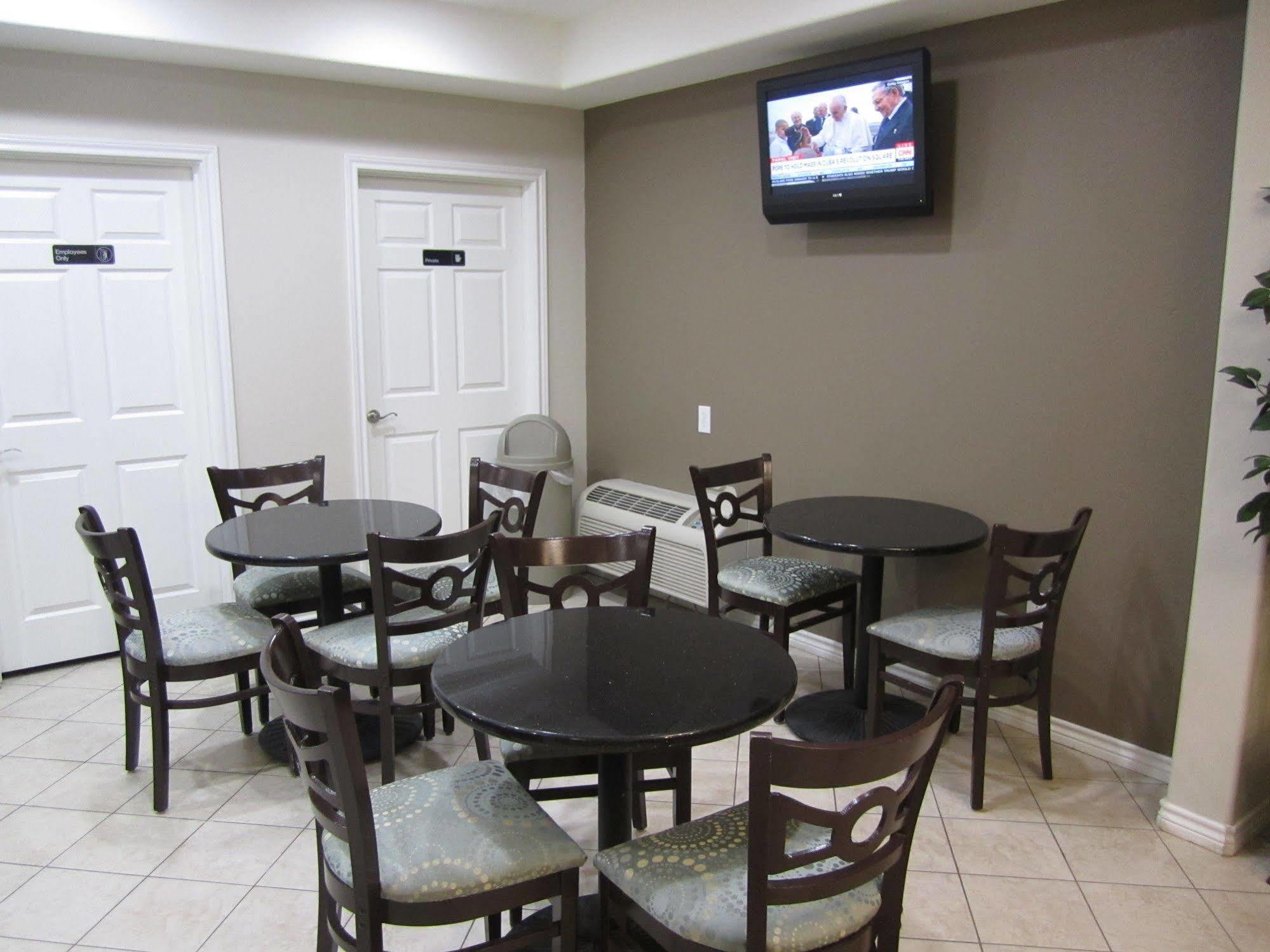 Executive Inn & Suites - Jewett 外观 照片